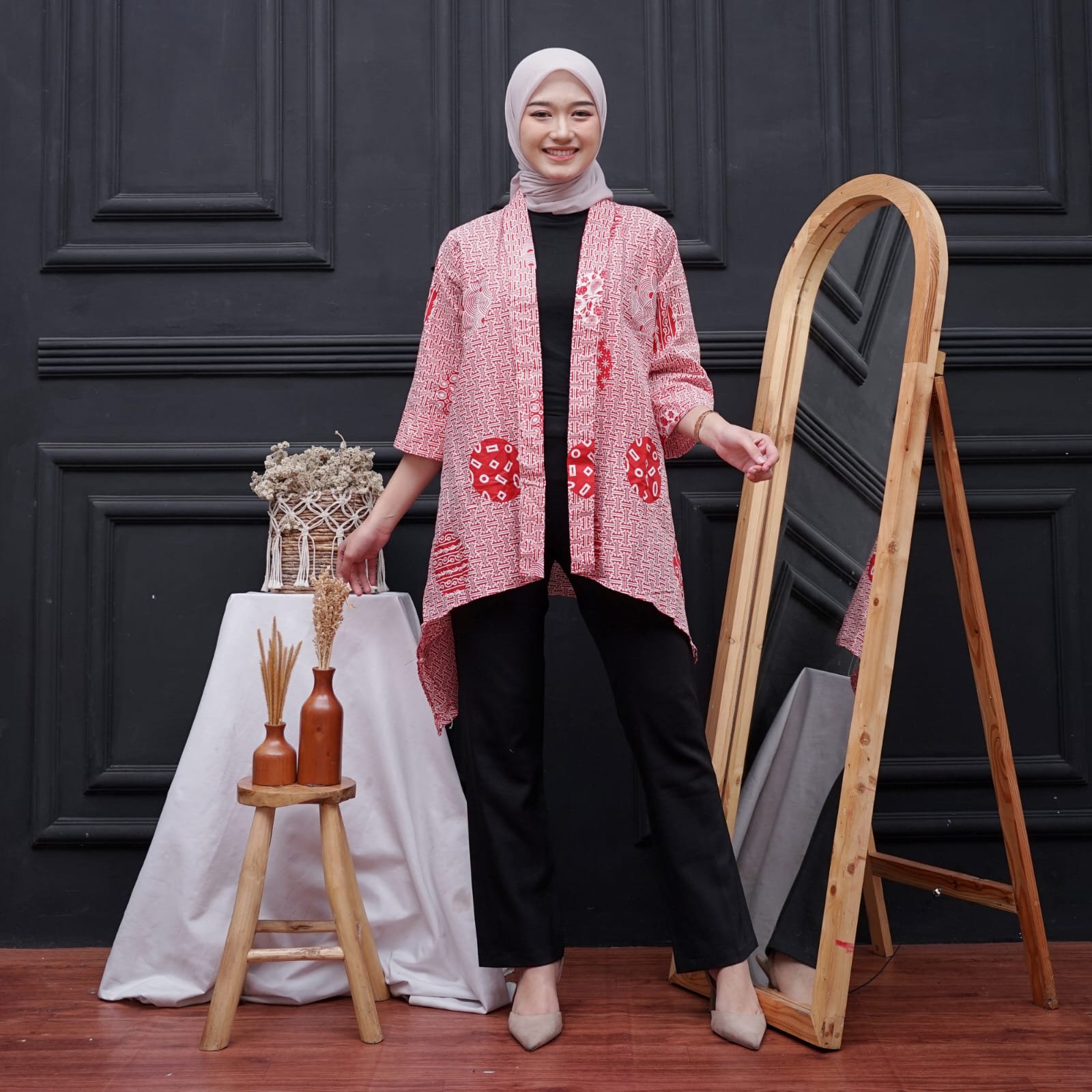 Truntum Elegan Wanita